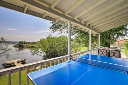 Waterfront Granbury Lake Retreat with Deck and Dock!